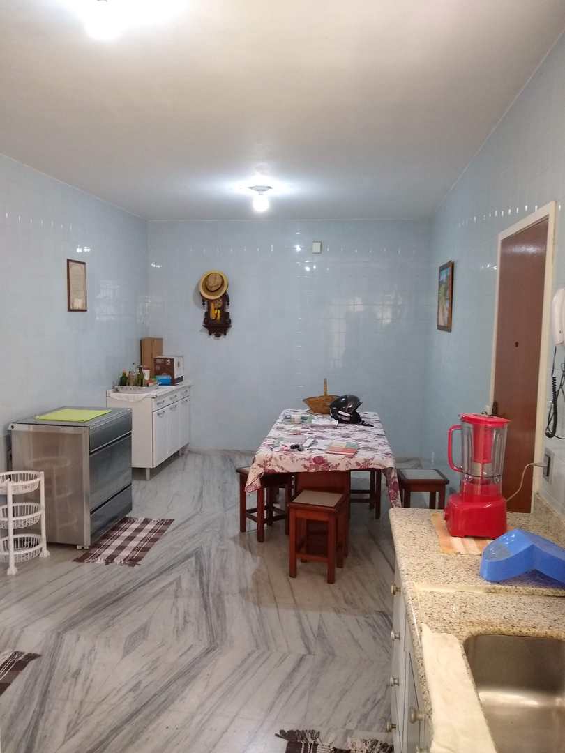 Apartamento à venda com 3 quartos, 130m² - Foto 12