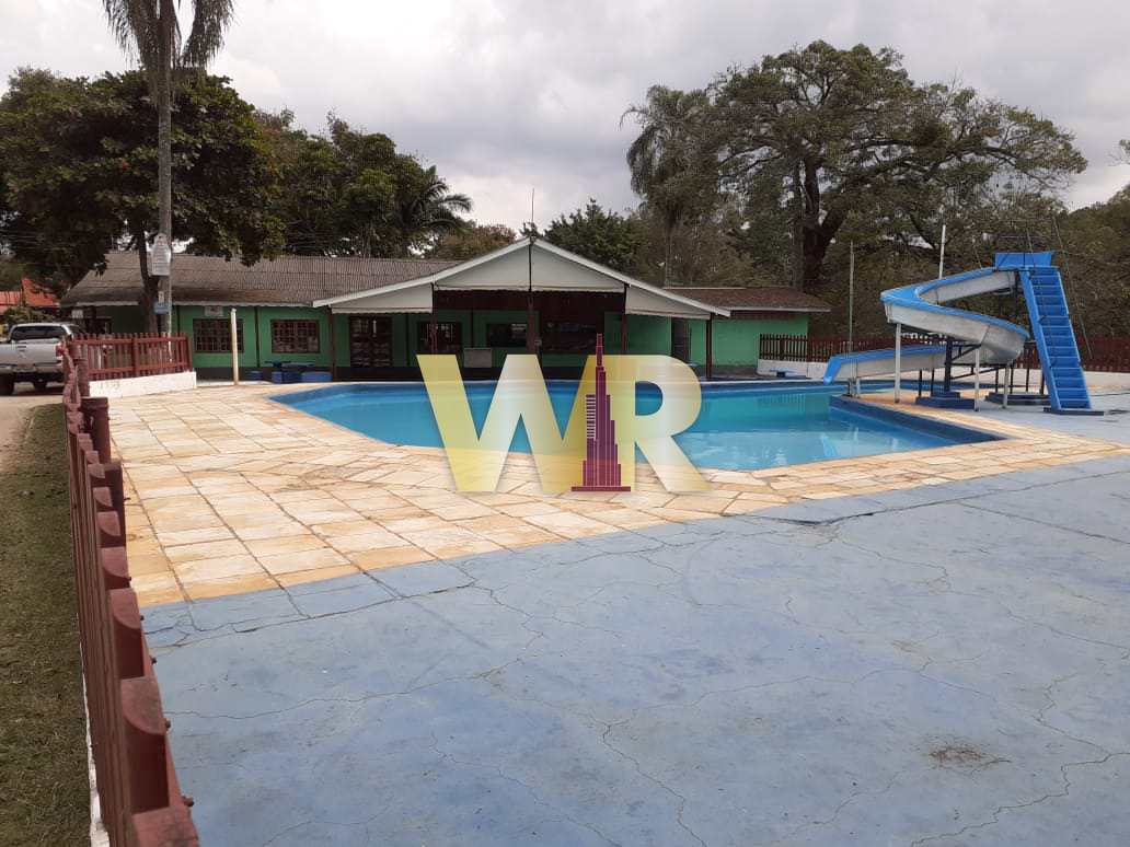 Rancho com 3 dorms, Chácaras Maringá, Atibaia - R$ 200 mil, Cod: 1584