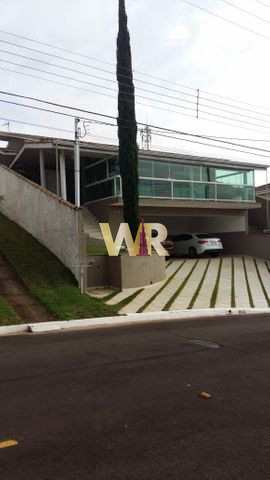 Casa de Condomínio à venda com 3 quartos, 300m² - Foto 2