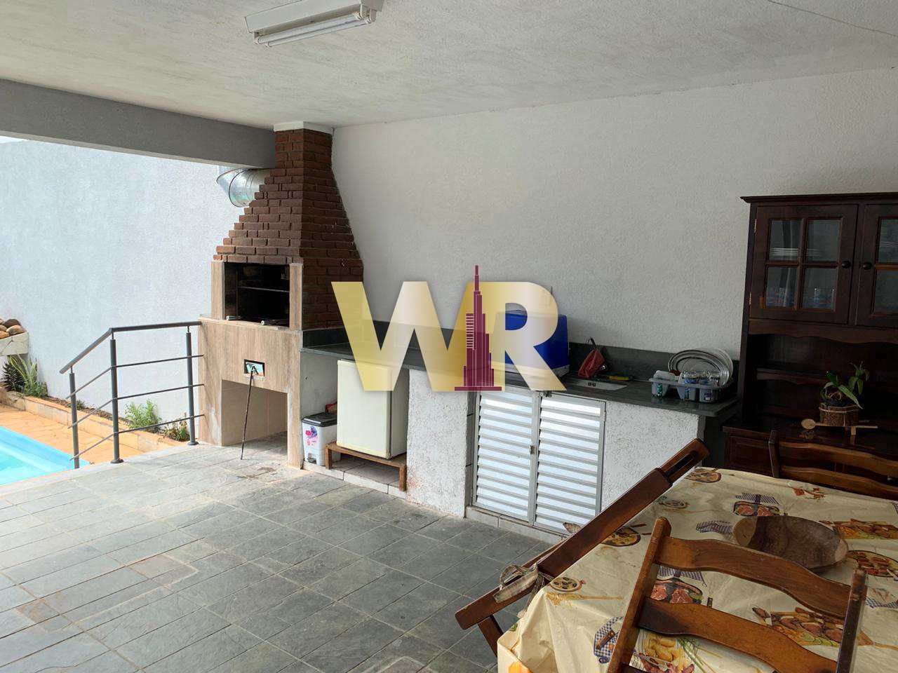 Casa à venda com 3 quartos, 199m² - Foto 35