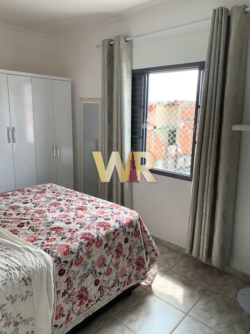 Casa à venda com 3 quartos, 199m² - Foto 11