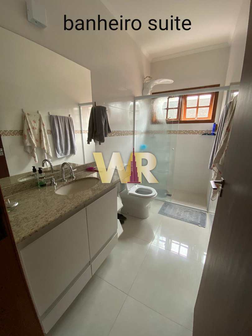 Casa à venda e aluguel com 3 quartos, 297m² - Foto 16