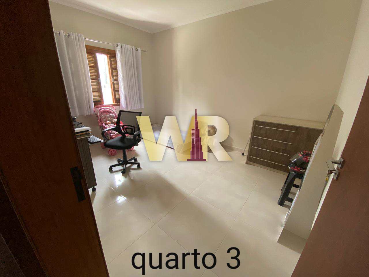 Casa à venda e aluguel com 3 quartos, 297m² - Foto 19