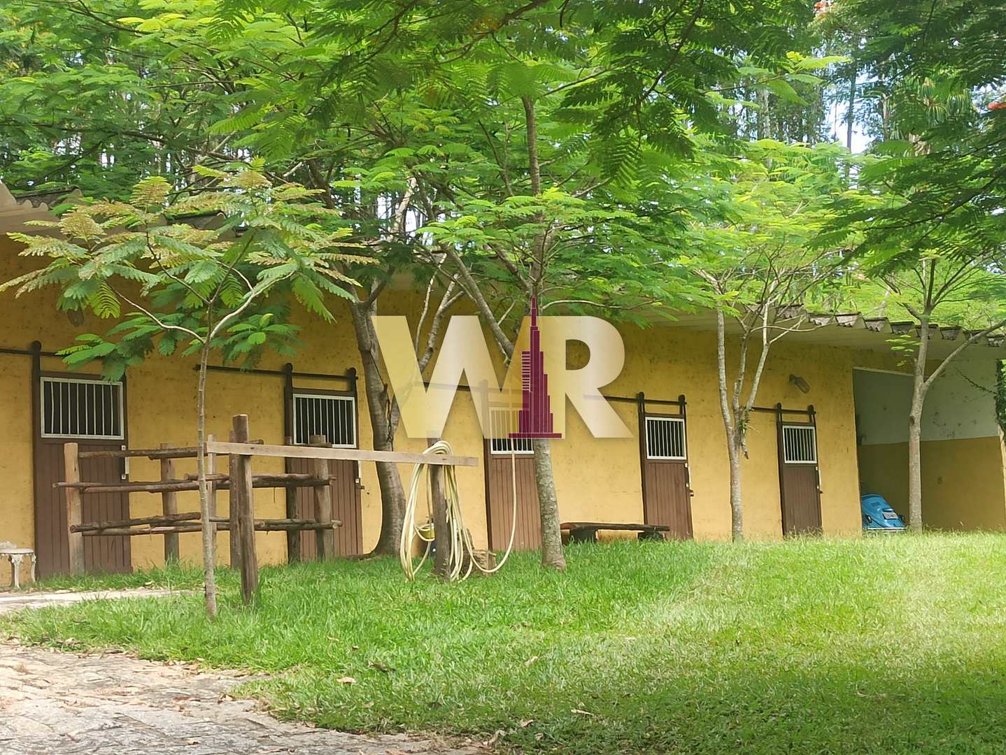 Fazenda à venda com 9 quartos, 235000m² - Foto 36