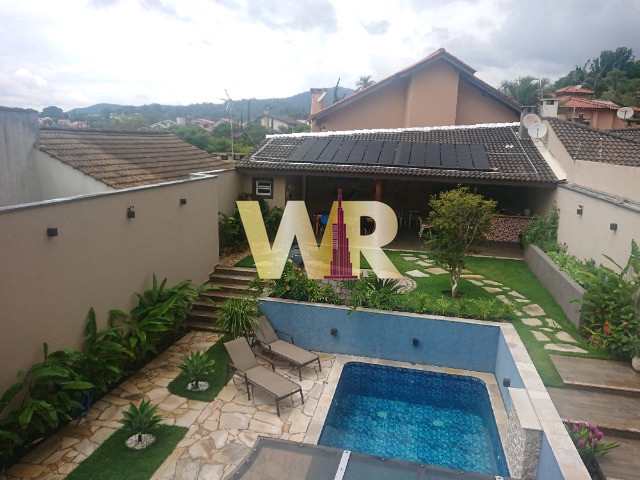 Casa com 4 dorms, Vila Gardênia, Atibaia - R$ 1.65 mi, Cod: 2421