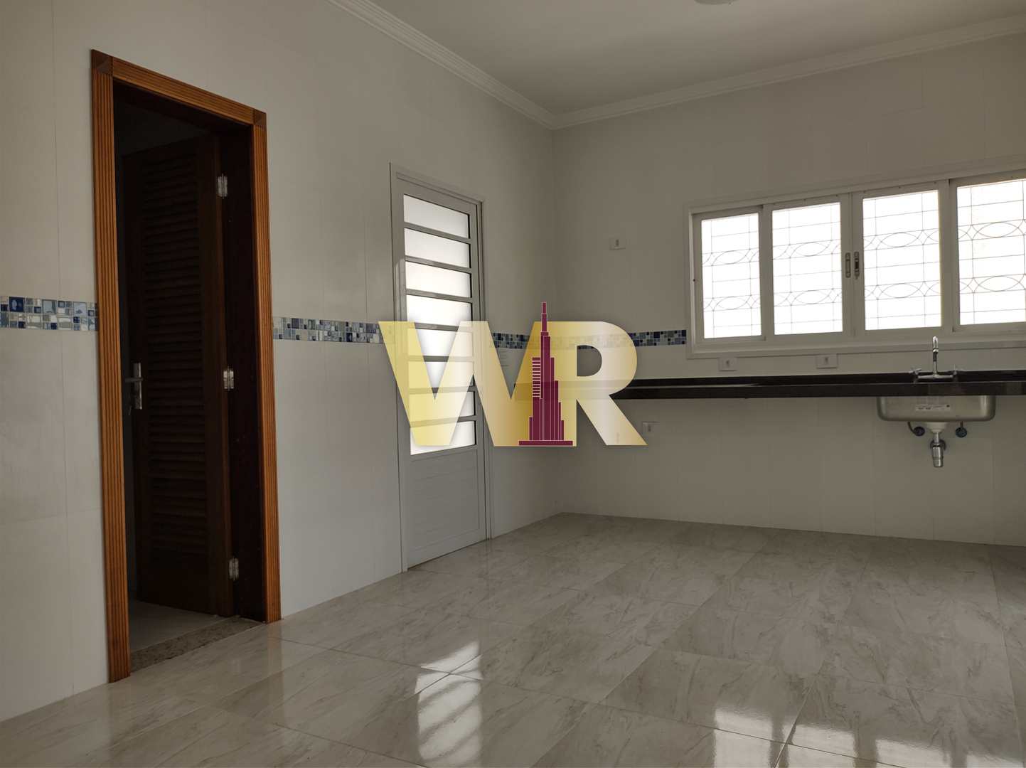 Casa à venda com 3 quartos, 380m² - Foto 22