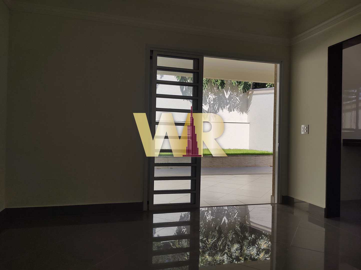 Casa à venda com 3 quartos, 380m² - Foto 14