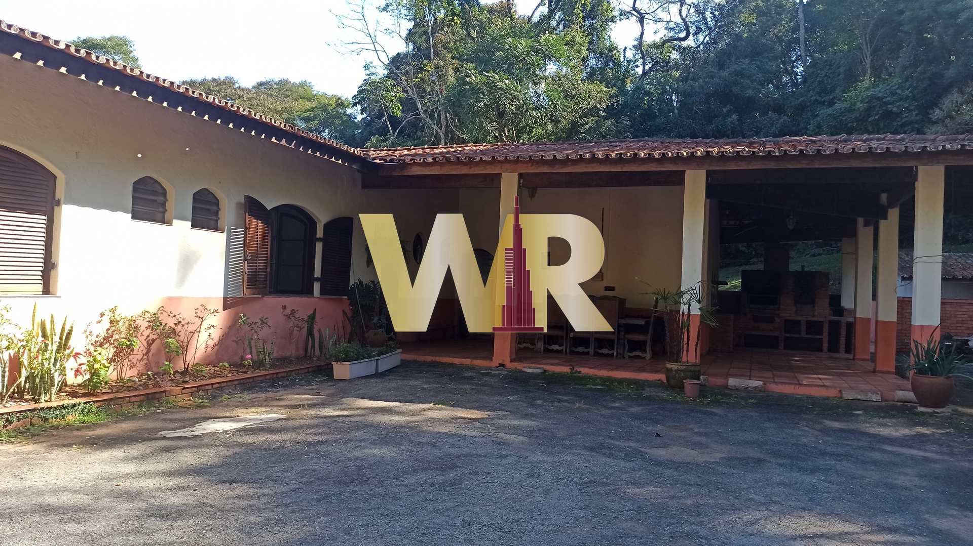 Fazenda à venda com 4 quartos, 437m² - Foto 27