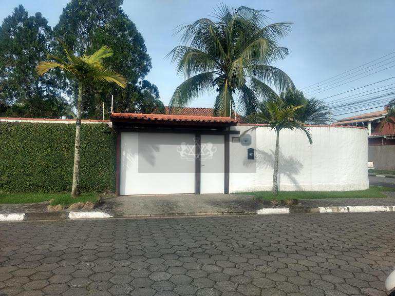 Casa com 4 dorms, Martim de Sá, Caraguatatuba - R$ 1.2 mi, Cod: 131