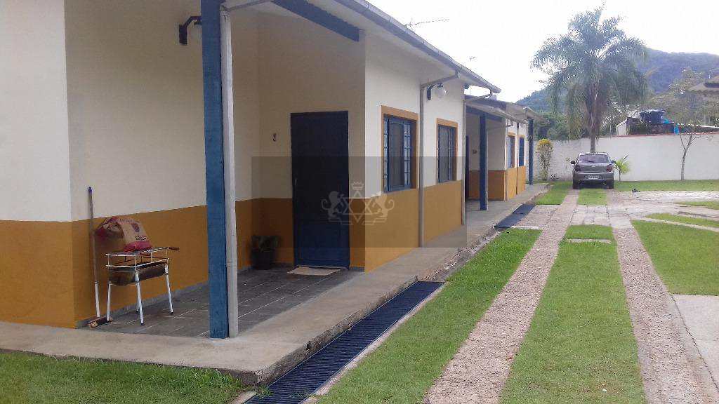 Casa com 1 dorm, Martim de Sá, Caraguatatuba - R$ 150 mil, Cod: 151