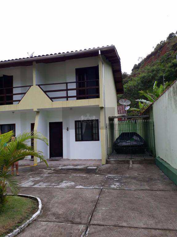 Sobrado com 2 dorms, Martim de Sá, Caraguatatuba - R$ 290 mil, Cod: 165