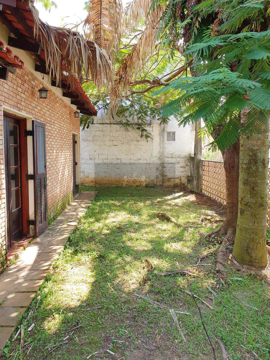 Casa com 3 dorms, Porto Novo, Caraguatatuba - R$ 350 mil, Cod: 242