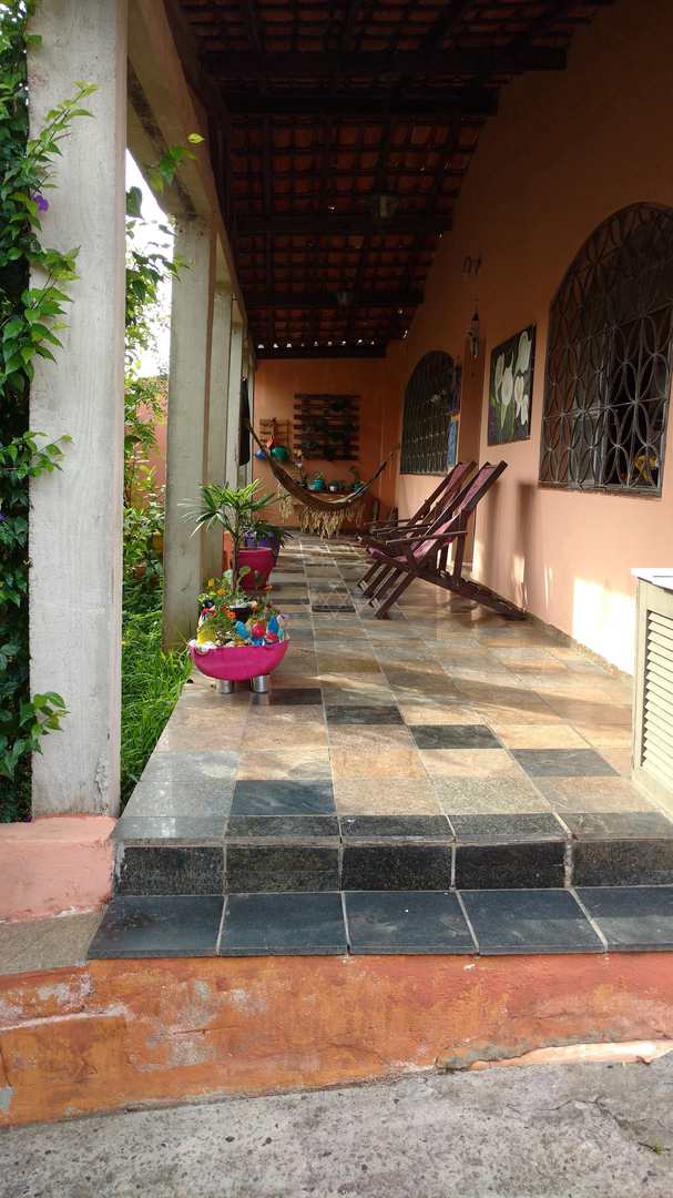 Casa com 3 dorms, Martim de Sá, Caraguatatuba - R$ 630 mil, Cod: 296