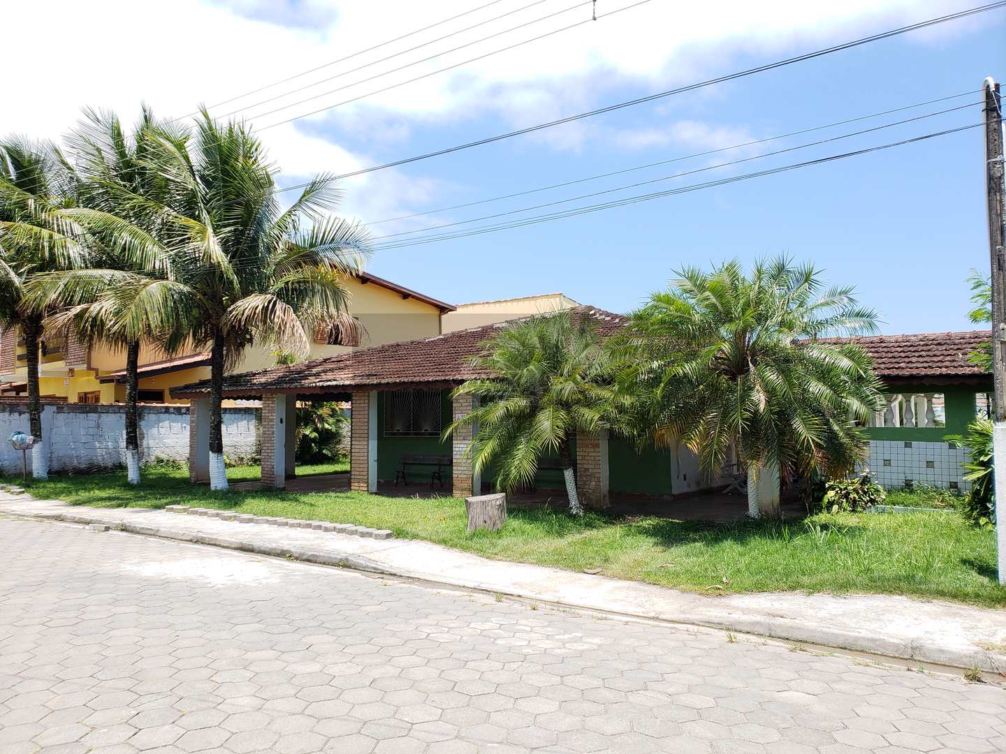 Casa com 3 dorms, Massaguaçu, Caraguatatuba - R$ 499 mil, Cod: 299