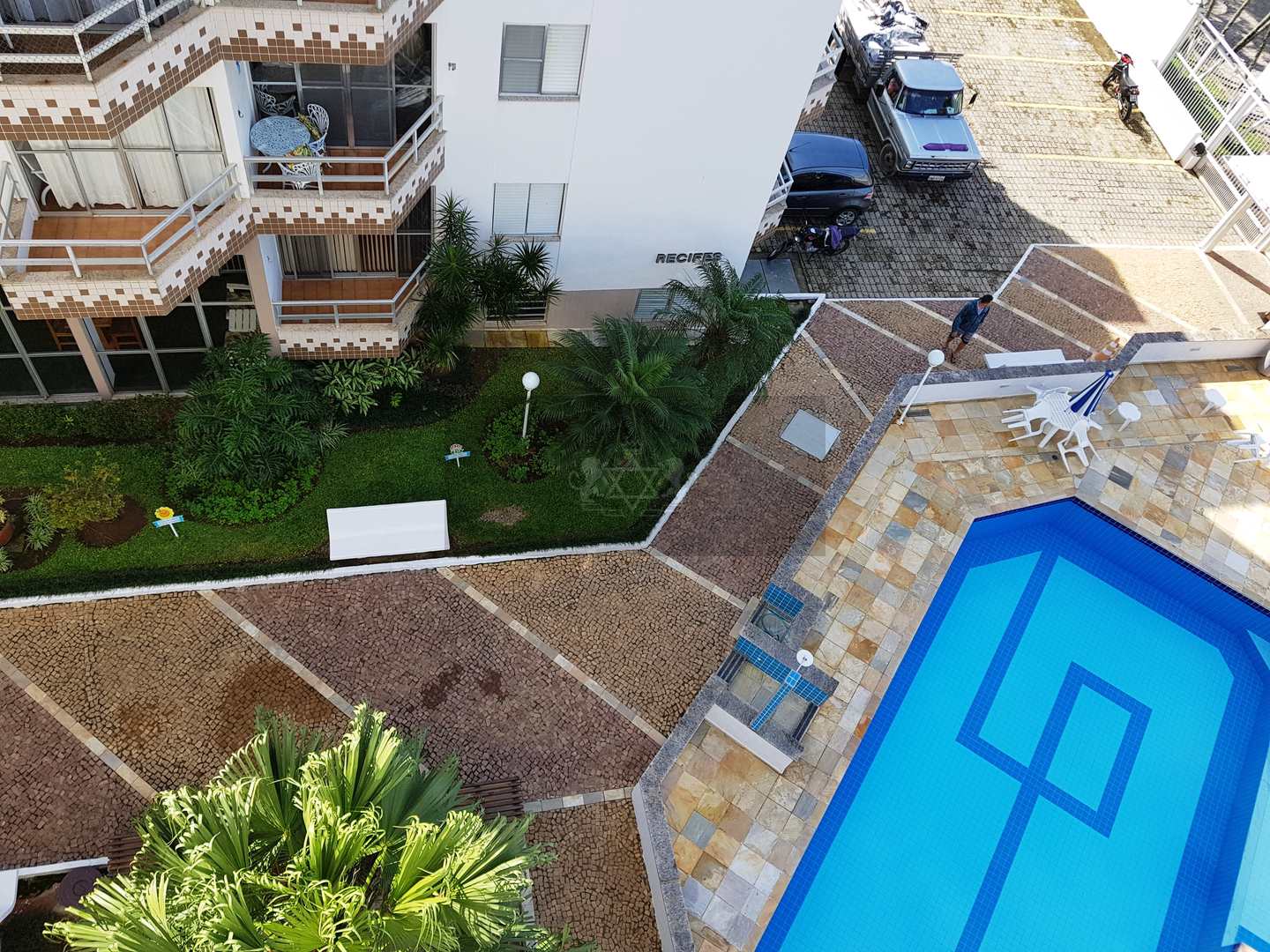 Cobertura com 3 dorms, Massaguaçu, Caraguatatuba - R$ 500 mil, Cod: 304