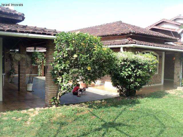 Casa com 5 quartos, Martim de Sá, Caraguatatuba - R$ 880 mil