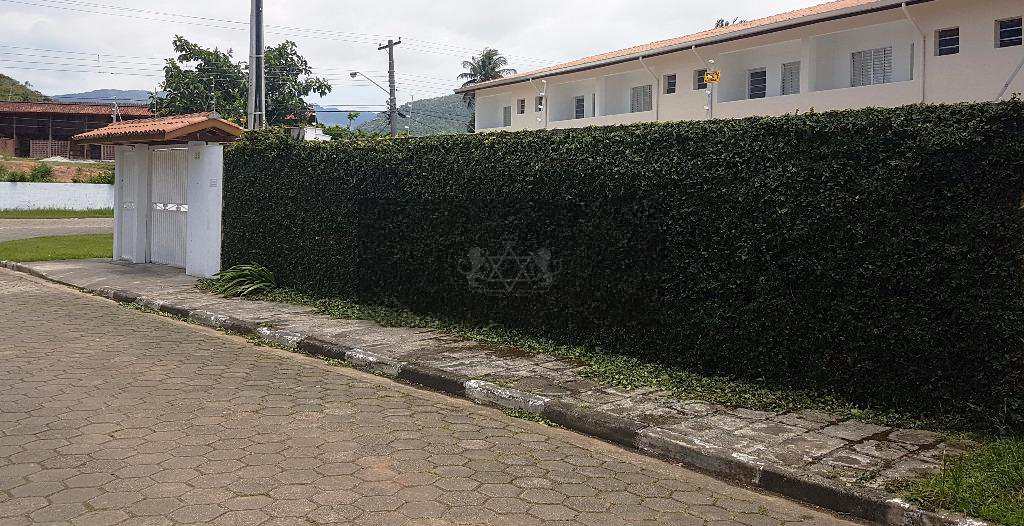 Sobrado com 3 dorms, Prainha, Caraguatatuba - R$ 350 mil, Cod: 481