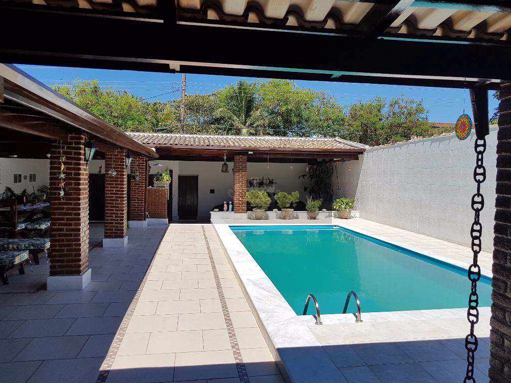Sobrado com 5 dorms, Jardim Primavera, Caraguatatuba - R$ 1.5 mi, Cod: 521