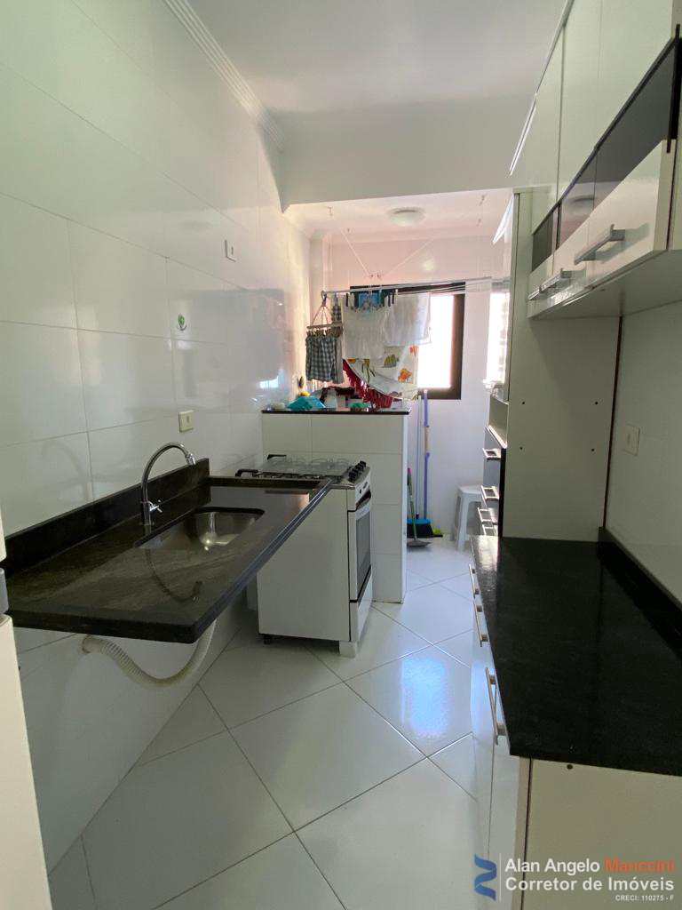 Apartamento à venda com 2 quartos, 75m² - Foto 18