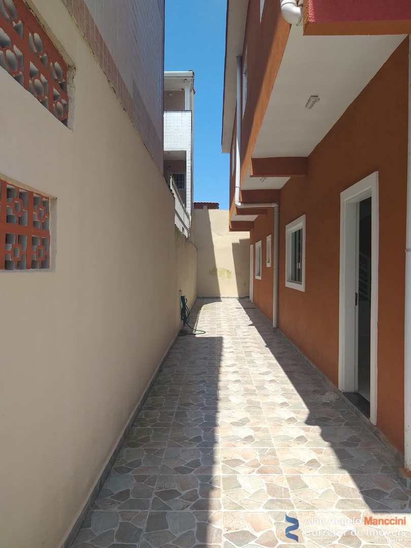 Sobrado à venda com 3 quartos, 220m² - Foto 2