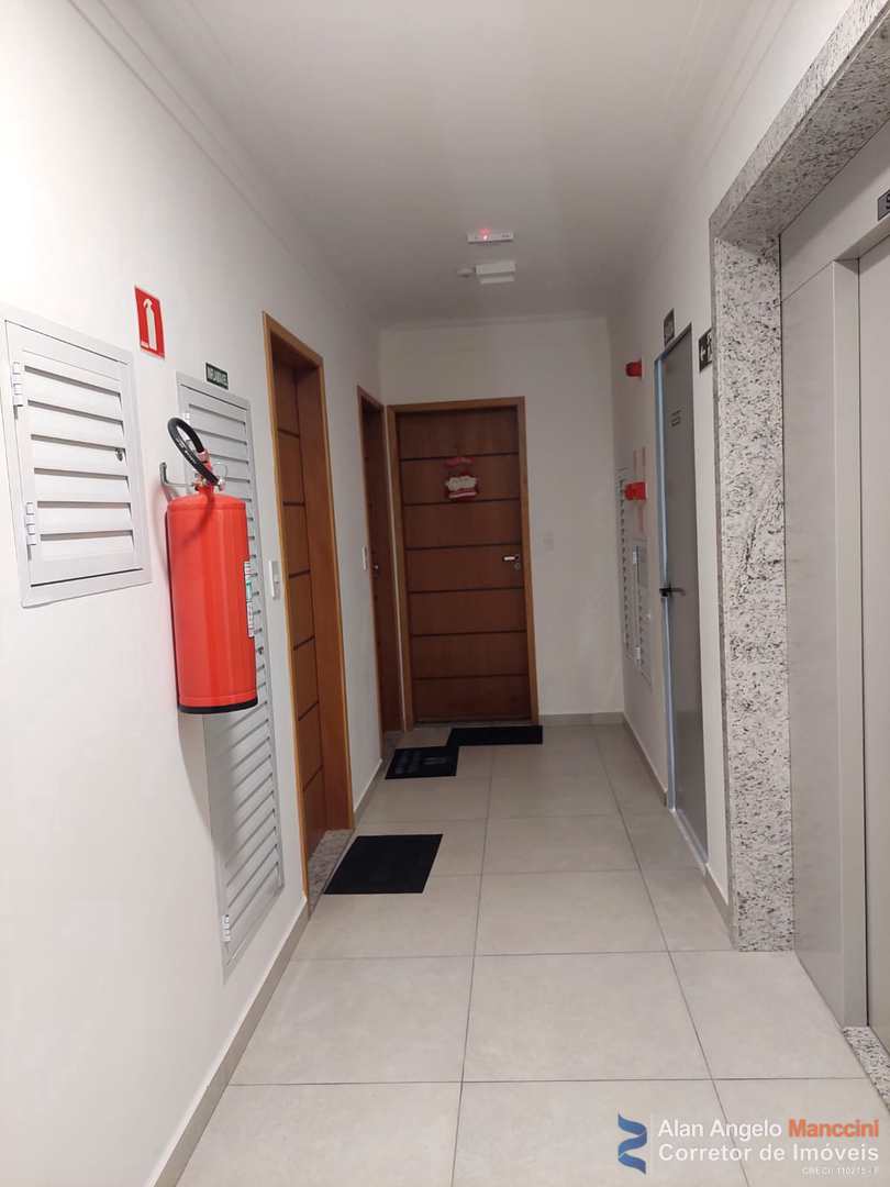 Apartamento à venda com 2 quartos, 72m² - Foto 19