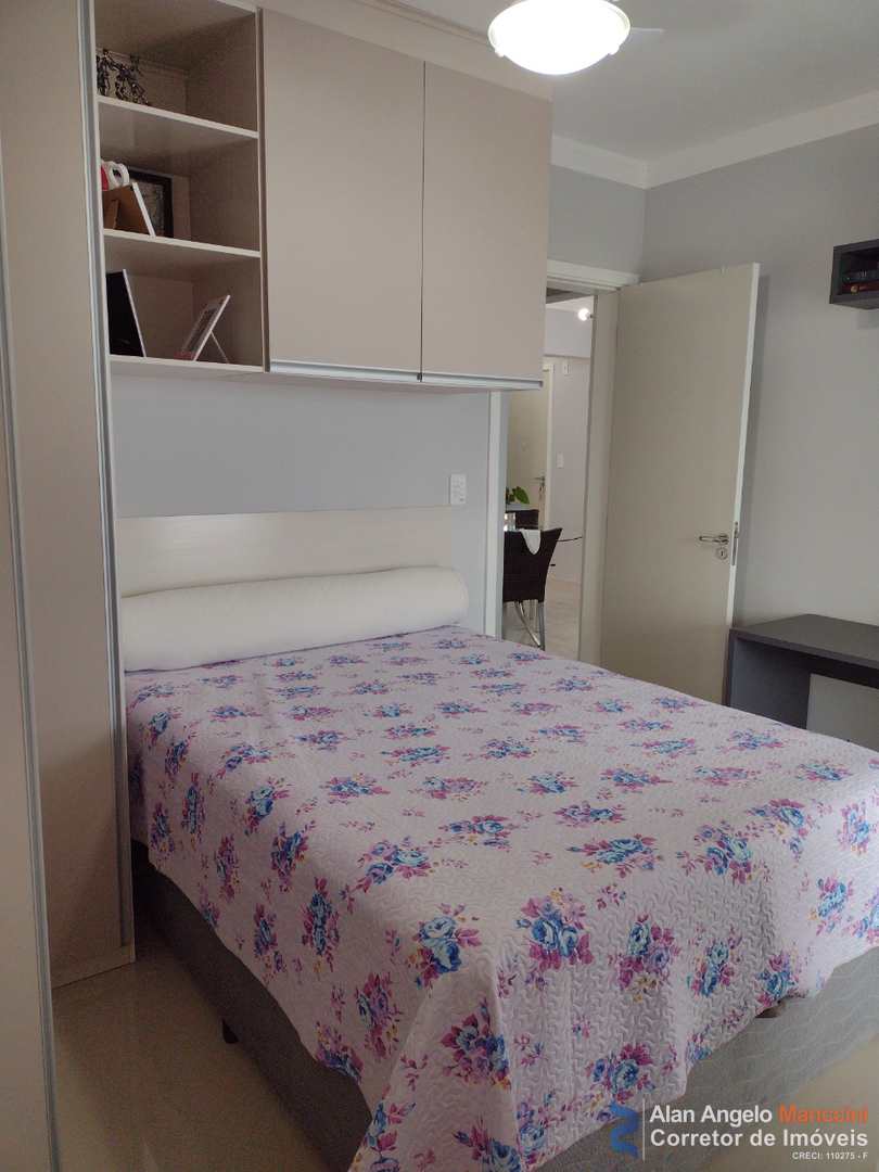 Apartamento à venda com 2 quartos, 76m² - Foto 17