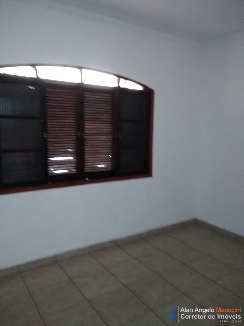 Casa à venda com 2 quartos, 180m² - Foto 16