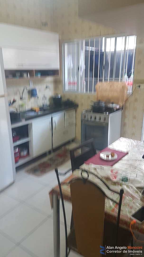 Casa à venda com 2 quartos, 109m² - Foto 23