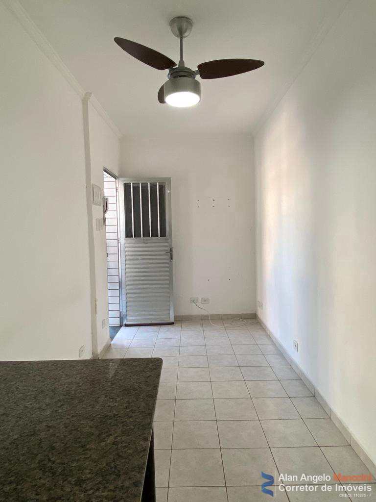 Apartamento à venda com 1 quarto, 40m² - Foto 5