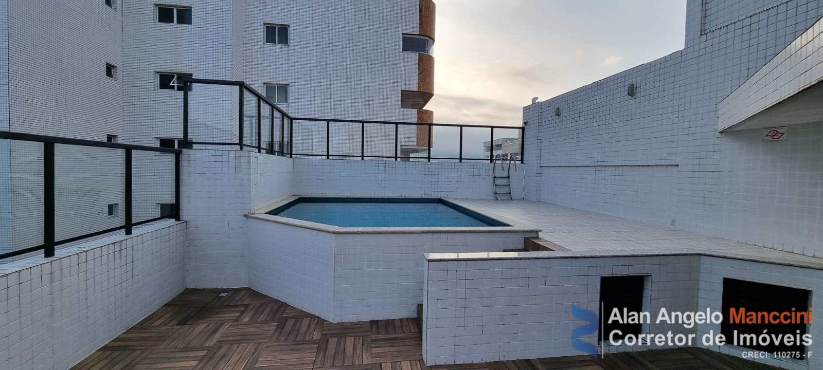 Apartamento à venda com 2 quartos, 75m² - Foto 2