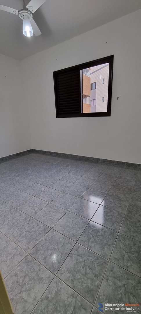 Apartamento à venda com 2 quartos, 75m² - Foto 17