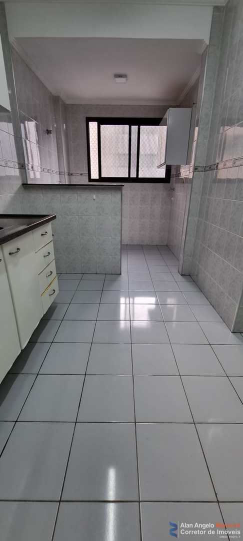 Apartamento à venda com 2 quartos, 75m² - Foto 10