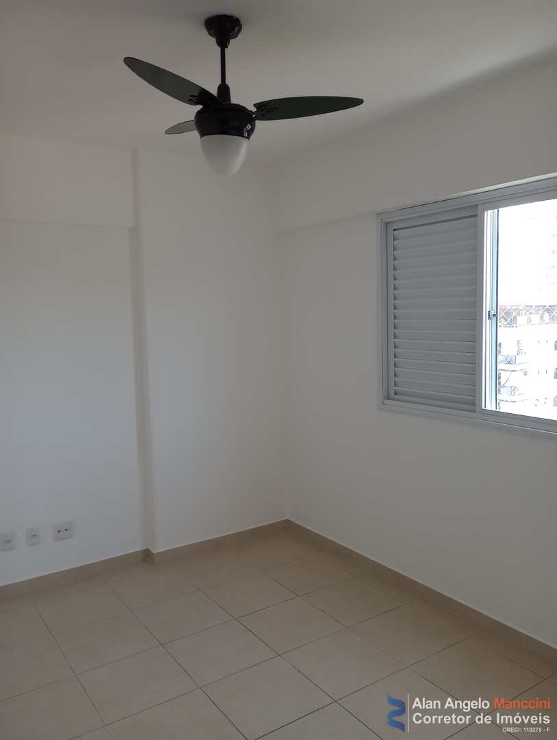 Apartamento à venda com 3 quartos, 124m² - Foto 11