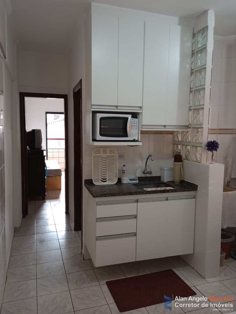 Apartamento à venda com 1 quarto, 50m² - Foto 2