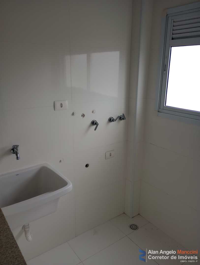 Apartamento à venda com 3 quartos, 109m² - Foto 2