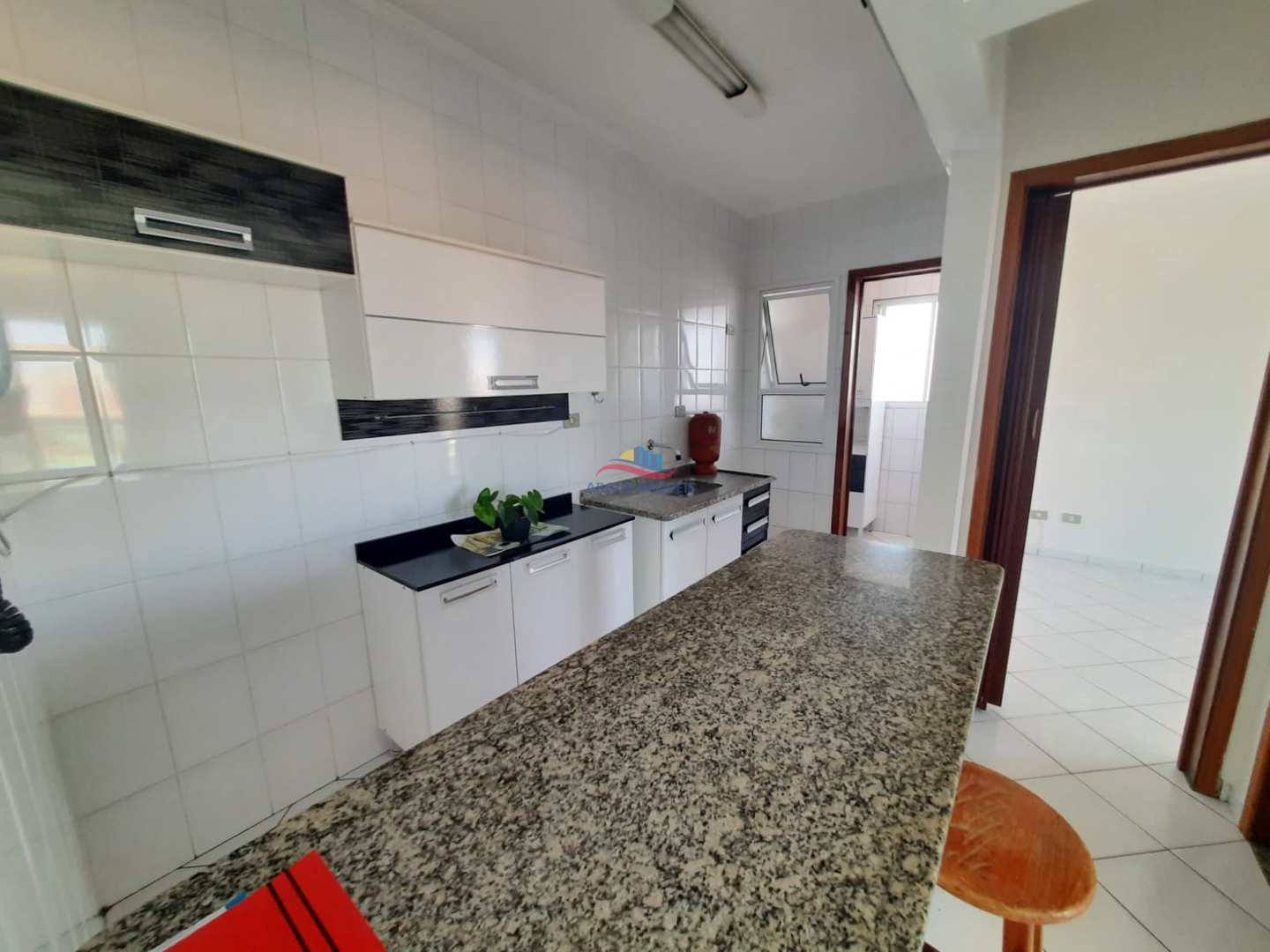 Apartamento à venda com 1 quarto, 48m² - Foto 4