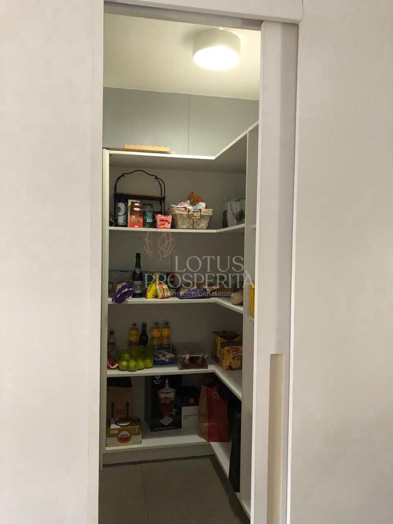 Apartamento à venda com 3 quartos, 140m² - Foto 14