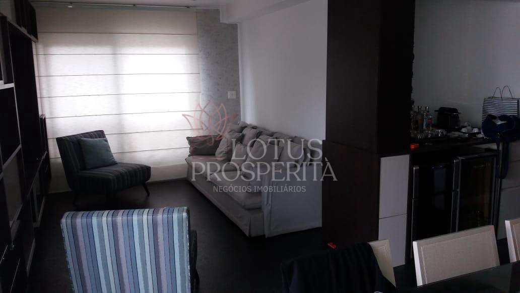 Apartamento à venda com 3 quartos, 140m² - Foto 3