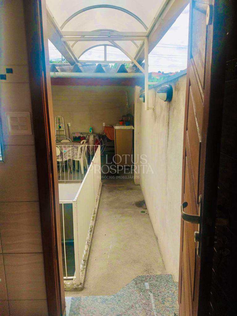 Sobrado à venda com 3 quartos, 124m² - Foto 24