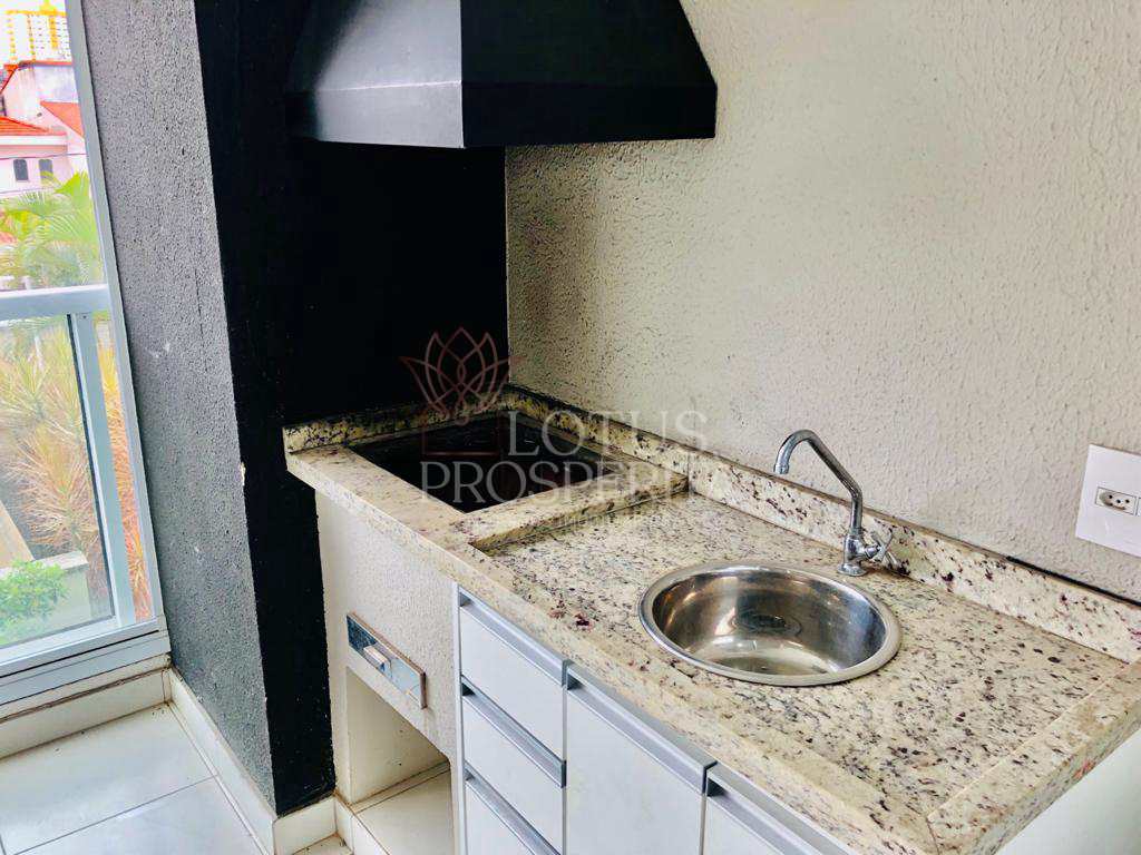 Apartamento para alugar com 2 quartos, 62m² - Foto 4