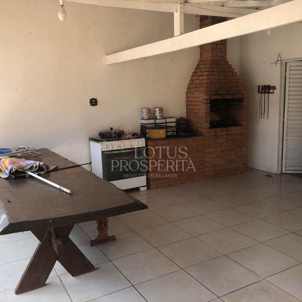 Casa à venda com 4 quartos, 600m² - Foto 35