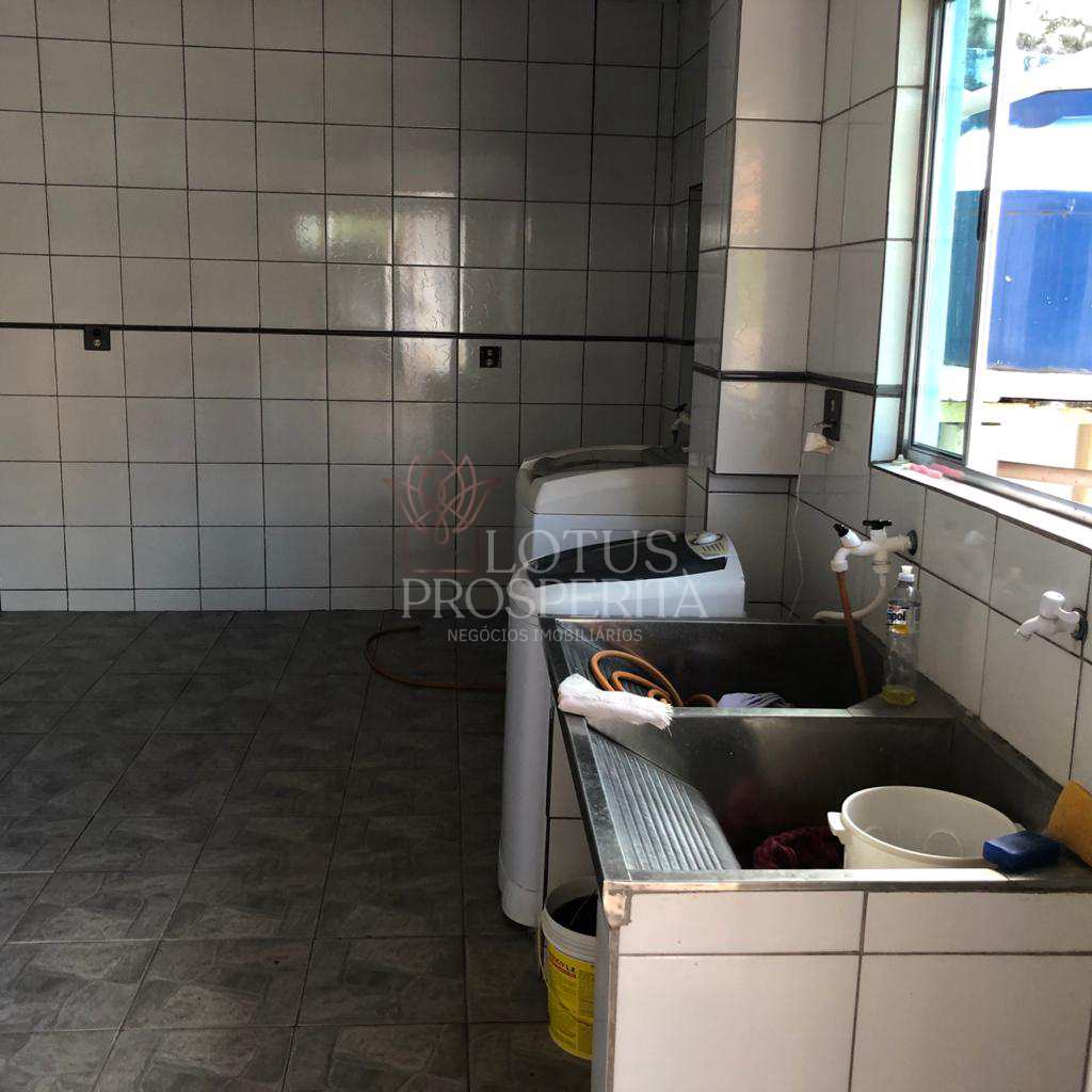 Casa à venda com 4 quartos, 600m² - Foto 24