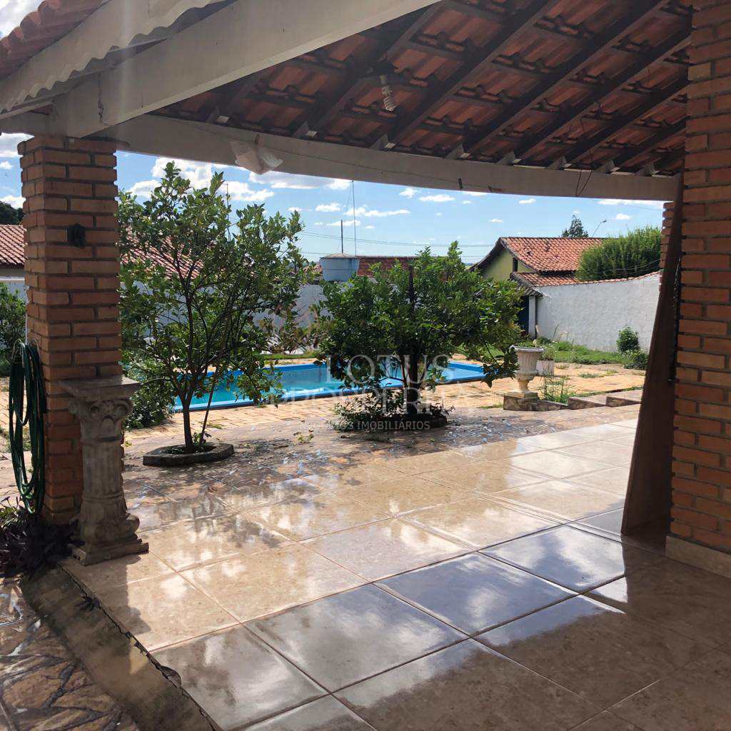 Casa à venda com 4 quartos, 600m² - Foto 17