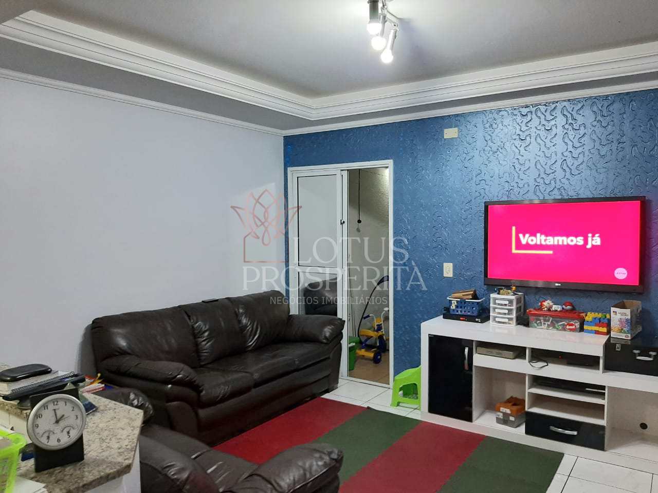 Apartamento à venda com 3 quartos, 83m² - Foto 2