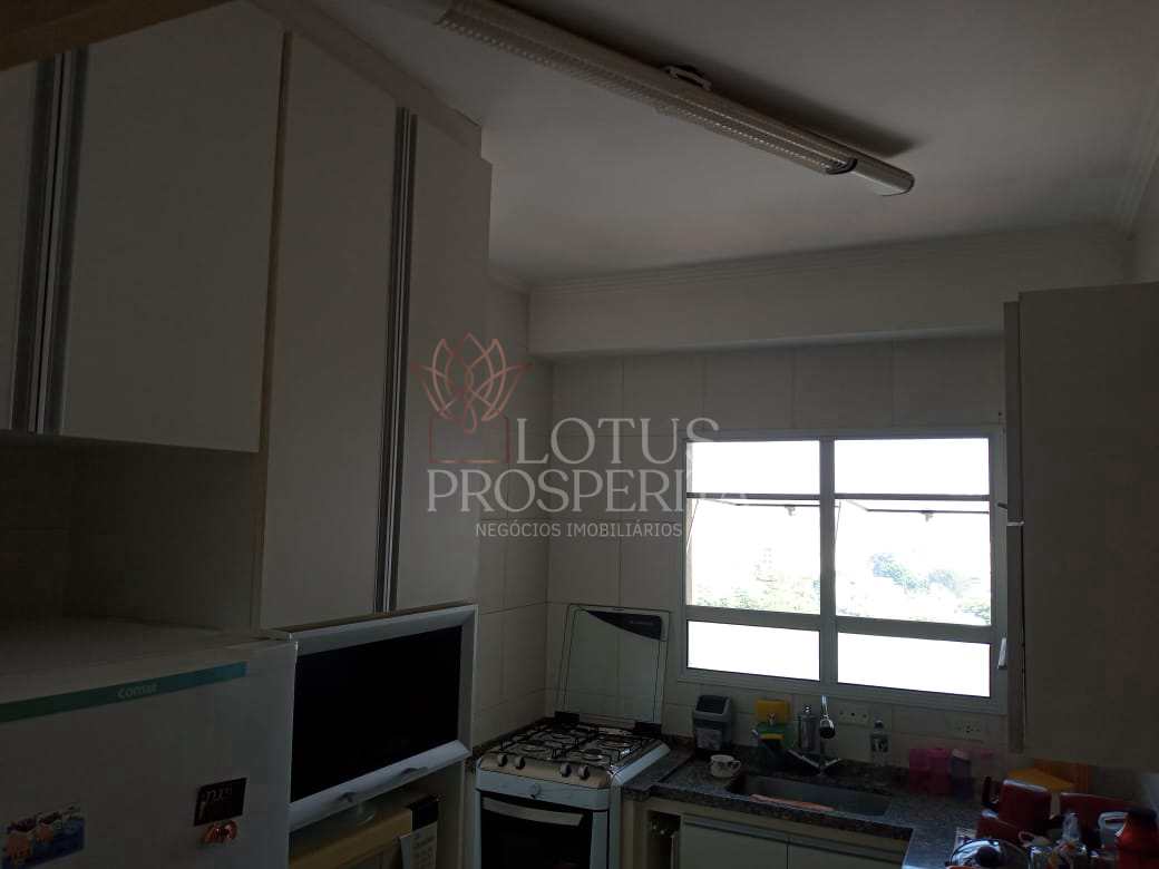 Apartamento à venda com 2 quartos, 60m² - Foto 23