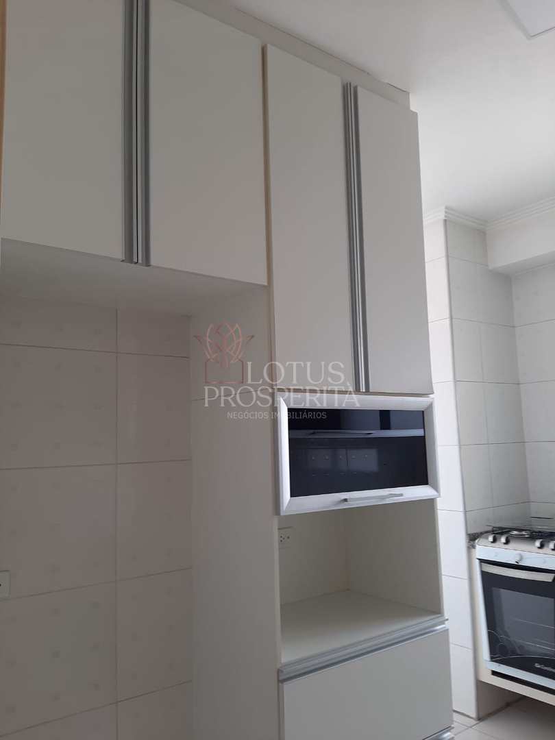 Apartamento à venda com 2 quartos, 60m² - Foto 15