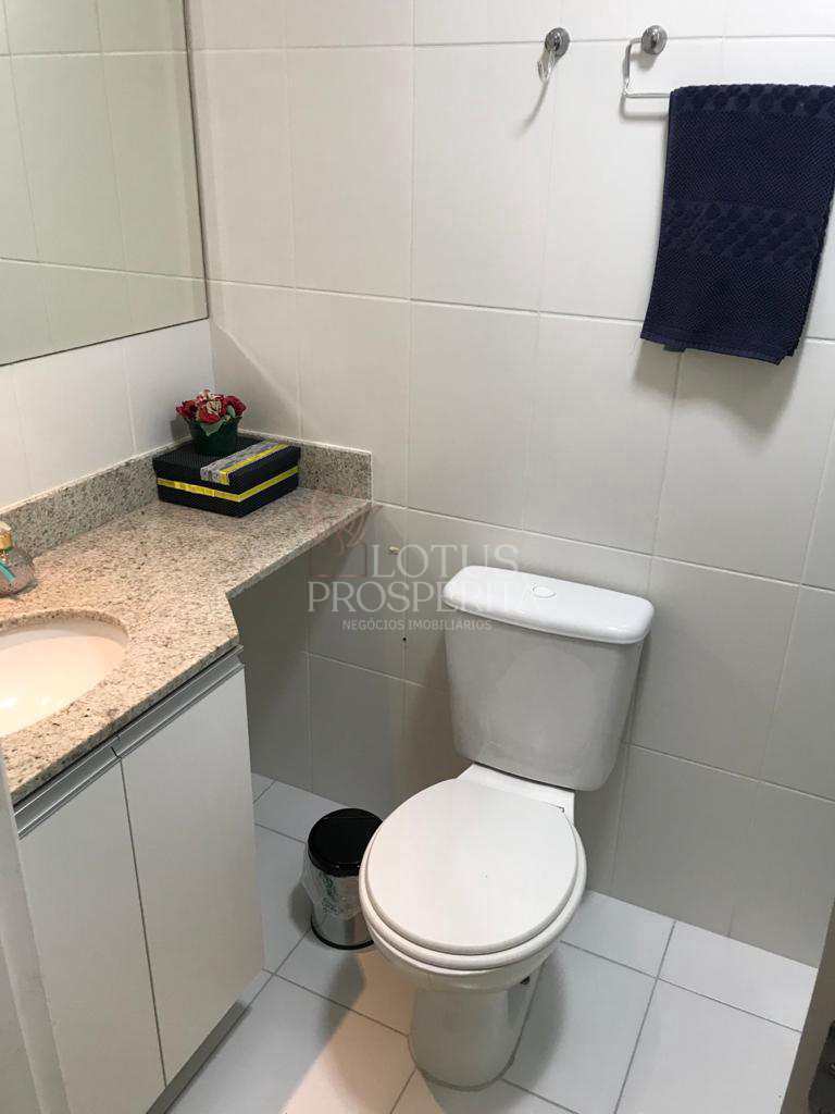 Apartamento à venda com 2 quartos, 65m² - Foto 14