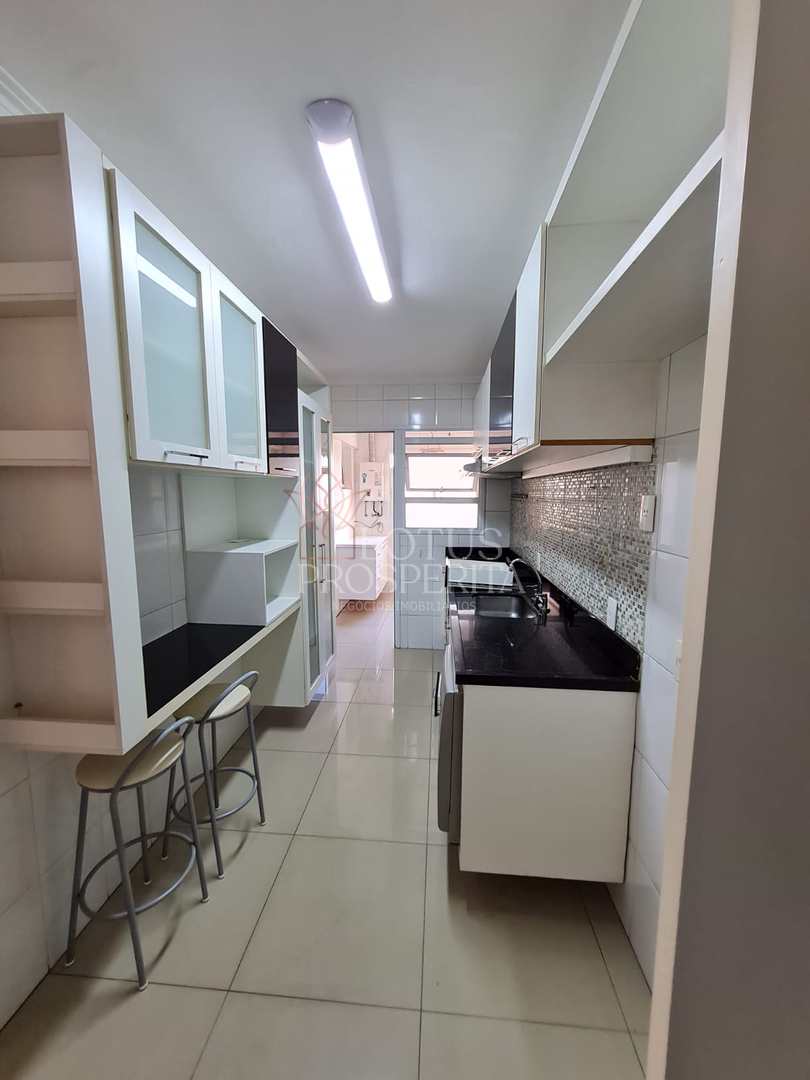 Apartamento à venda com 3 quartos, 114m² - Foto 9