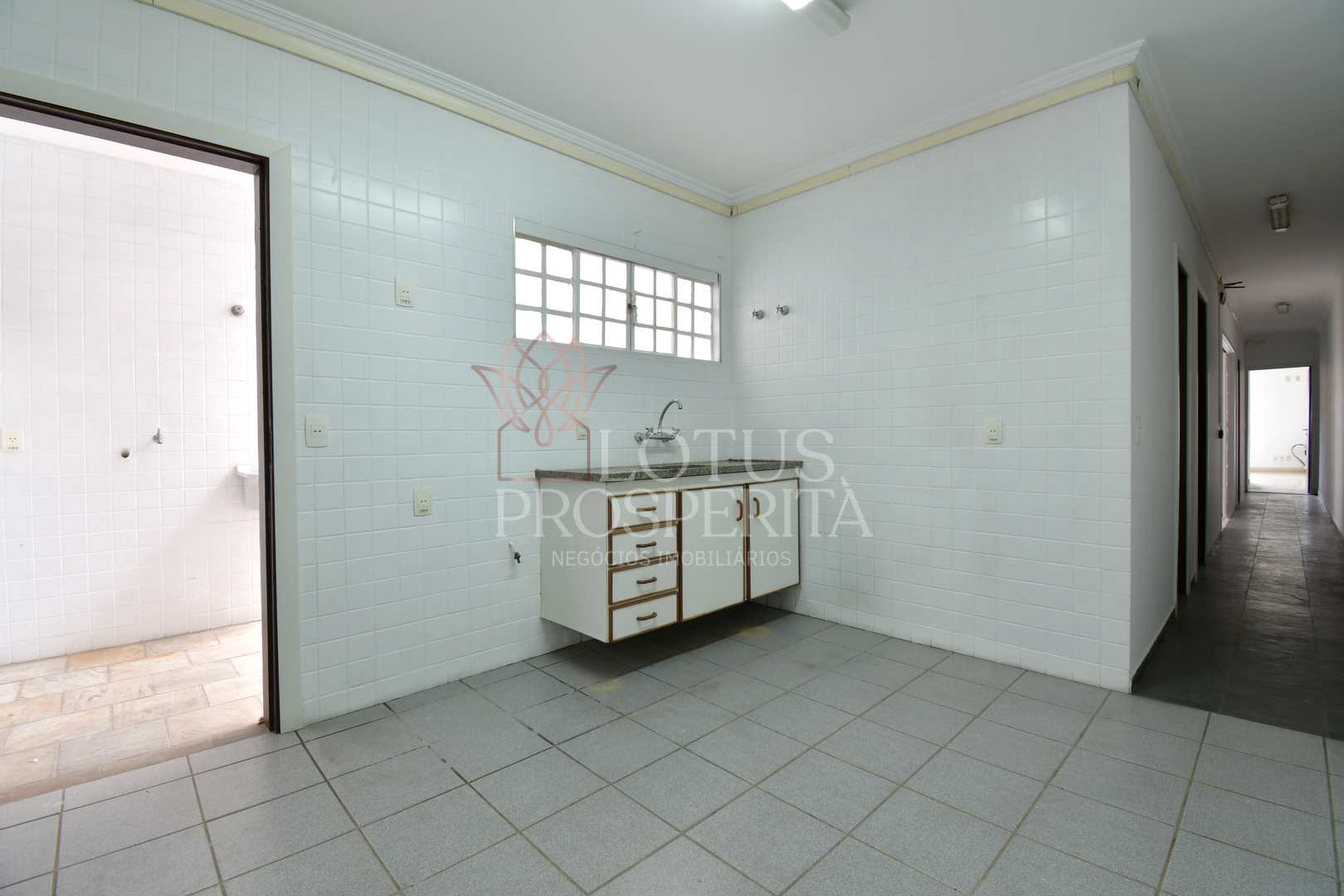 Prédio Inteiro à venda com 3 quartos, 340m² - Foto 4