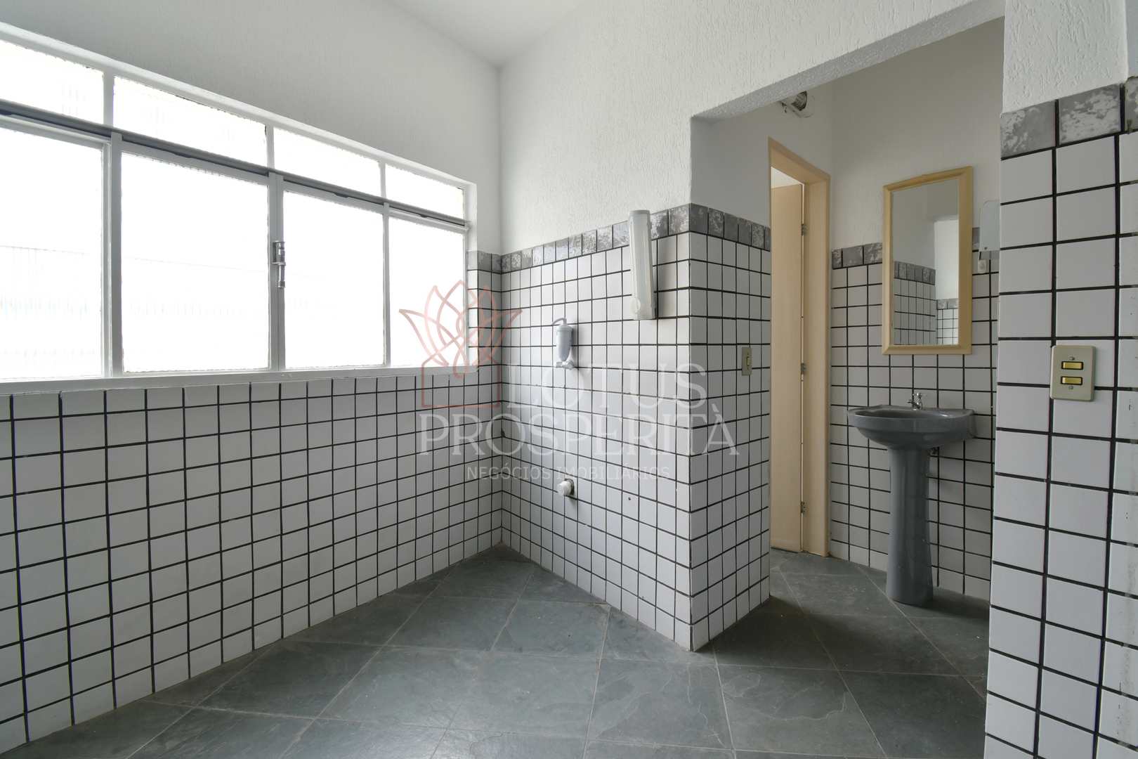 Prédio Inteiro à venda com 3 quartos, 340m² - Foto 29